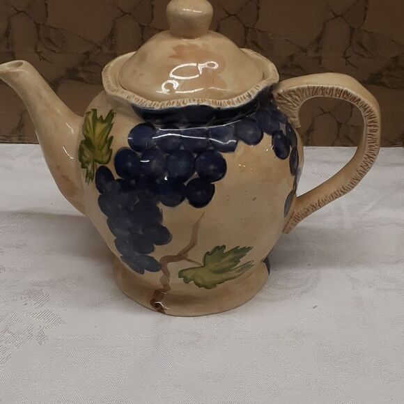 Bella Casa by Ganz Teapot & bread tray Vineyard Grapes - Picture 6 of 11